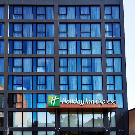 Holiday Inn Express - Nyc Brooklyn - Sunset Park By Ihg New York Ngoại thất bức ảnh