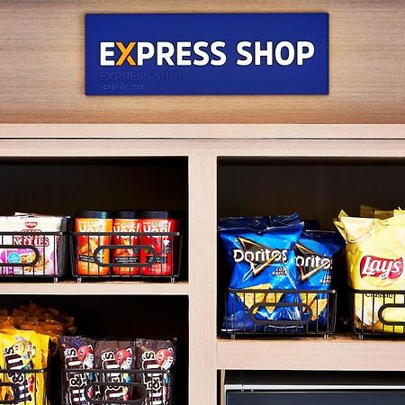 Holiday Inn Express - Nyc Brooklyn - Sunset Park By Ihg New York Ngoại thất bức ảnh