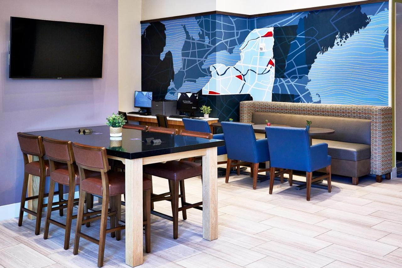 Holiday Inn Express - Nyc Brooklyn - Sunset Park By Ihg New York Ngoại thất bức ảnh